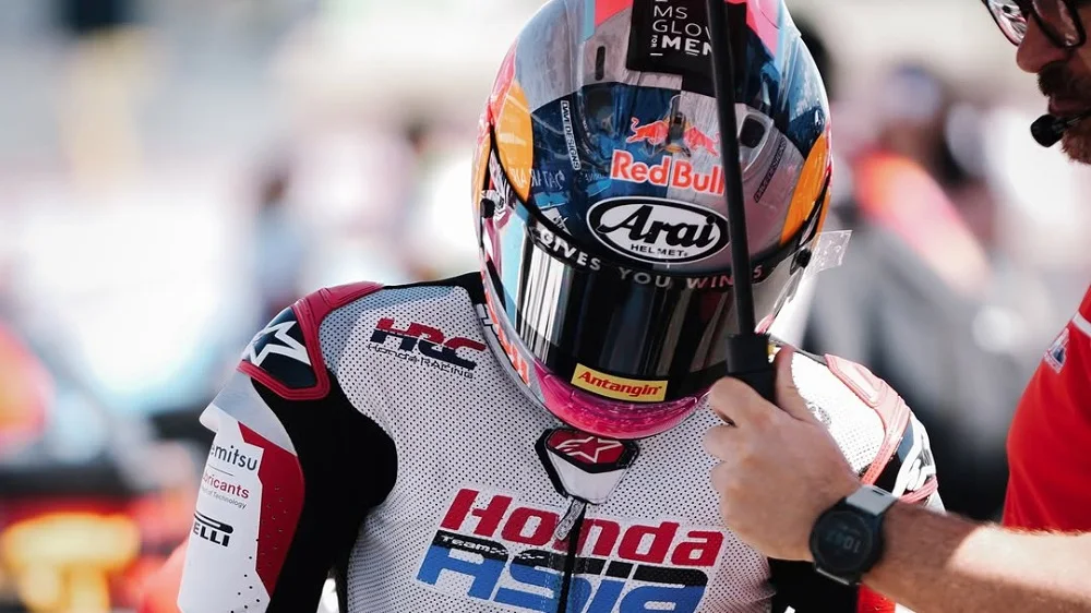 Veda Ega dan Demam Moto3: Peluang Bisnis Merchandise Motorsport yang Masih Sering Terlewatkan