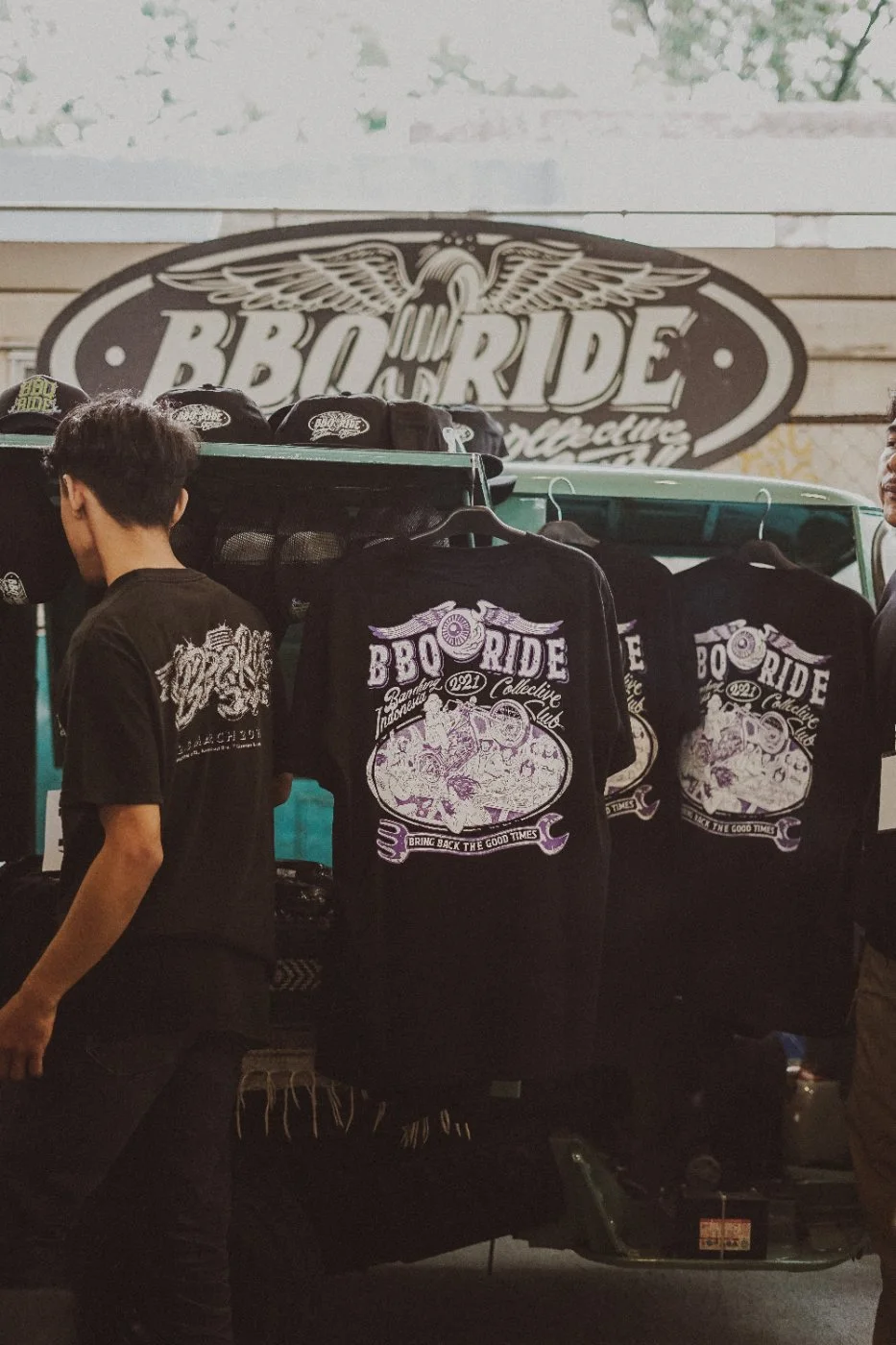 Website untuk Toko Fashion dan Distro Jogja: Dari Toko Lokal ke Brand yang Dikenal Nasional